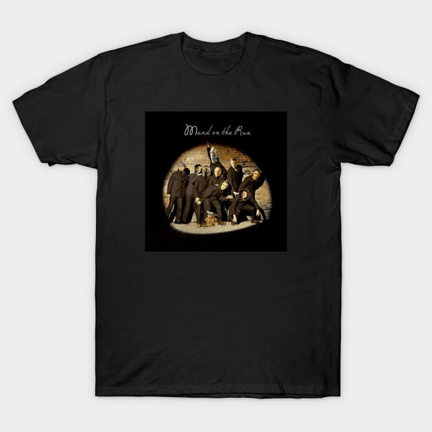 Mand on the run T-Shirt by Starwarsspeltout